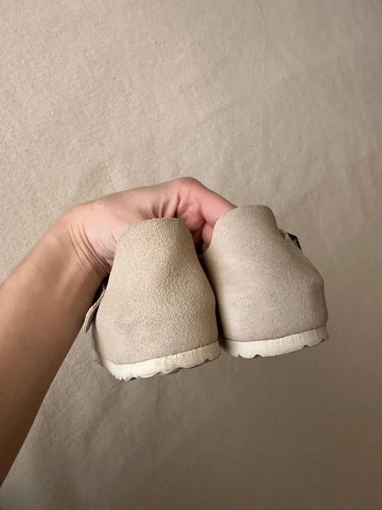 Birkenstock London Beige Suede Clog with Buckle - Picture 4 of 9